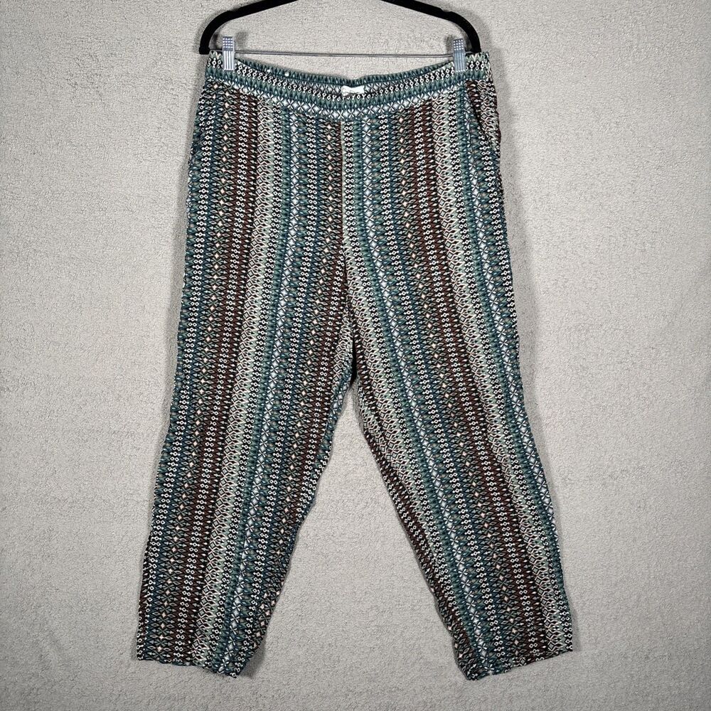 Jessica Simpson Pull On Pants‎ Women’s Size L Geometric Clam Diggers Ankle Capri